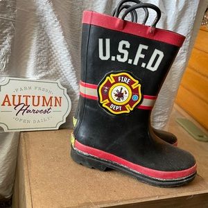 Super cute kids rain boots